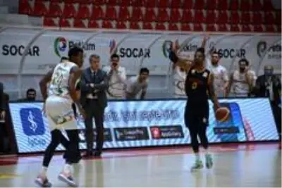 Aliağa Petkim Spor: 83 - Galatasaray: 64 Aliağa Petkim Spor: 83 - Galatasaray: 64