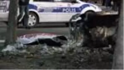 Ataşehir'de çöp konteynerinde patlama meydana geldi Ataşehir'de çöp konteynerinde patlama meydana geldi