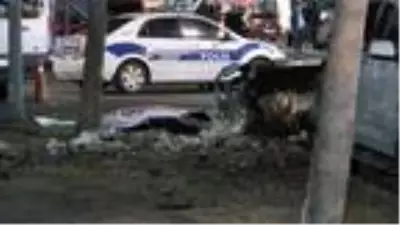 Ataşehir'de çöp konteynerinde patlama meydana geldi Ataşehir'de çöp konteynerinde patlama meydana geldi