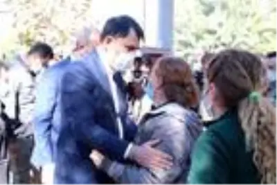 Bakan Gül ve Kurum çöken apartmanlardaki arama- kurtarma çalışmalarını inceledi Bakan Gül ve Kurum çöken apartmanlardaki arama- kurtarma çalışmalarını inceledi