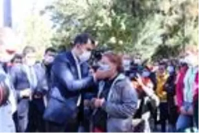 Bakan Gül ve Kurum çöken apartmanlardaki arama- kurtarma çalışmalarını inceledi Bakan Gül ve Kurum çöken apartmanlardaki arama- kurtarma çalışmalarını inceledi