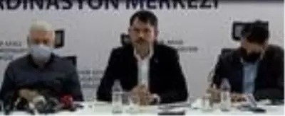 Bakan Kurum: Şu ana kadar 100 vatandaşımız kurtarıldı Bakan Kurum: Şu ana kadar 100 vatandaşımız kurtarıldı