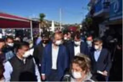 Bakan Kurum ve Bakan Gül, Sığacık'ı ziyaret etti Bakan Kurum ve Bakan Gül, Sığacık'ı ziyaret etti