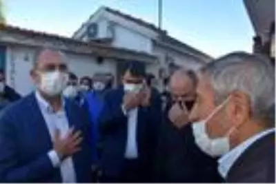 Bakan Kurum ve Bakan Gül, Sığacık'ı ziyaret etti Bakan Kurum ve Bakan Gül, Sığacık'ı ziyaret etti