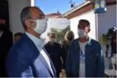 Bakan Kurum ve Bakan Gül, Sığacık'ı ziyaret etti Bakan Kurum ve Bakan Gül, Sığacık'ı ziyaret etti