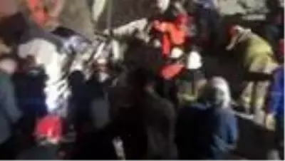 Bakan Pakdemirli depremin sembol ismi Buse'ye böyle seslendi: 'Sana söz verdik, seni oradan çıkaracağız' Bakan Pakdemirli depremin sembol ismi Buse'ye böyle seslendi: 'Sana söz verdik, seni oradan çıkaracağız'