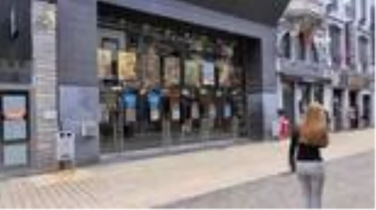 Belçika'da Covid-19 tedbirleri sıkılaştırıldı, tüm mağazalar kapatılıyor