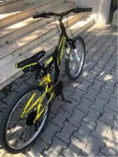 Bisiklet hırsızları yakalandı Bisiklet hırsızları yakalandı