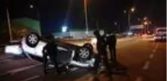 Ciple çarpışan otomobil takla attı: 1 yaralı