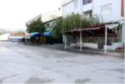 Eskişehir'de 2 mahalleye giriş çıkışlar kontrollü yapılıyor Eskişehir'de 2 mahalleye giriş çıkışlar kontrollü yapılıyor