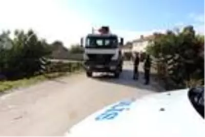 Eskişehir'de 2 mahalleye giriş çıkışlar kontrollü yapılıyor Eskişehir'de 2 mahalleye giriş çıkışlar kontrollü yapılıyor