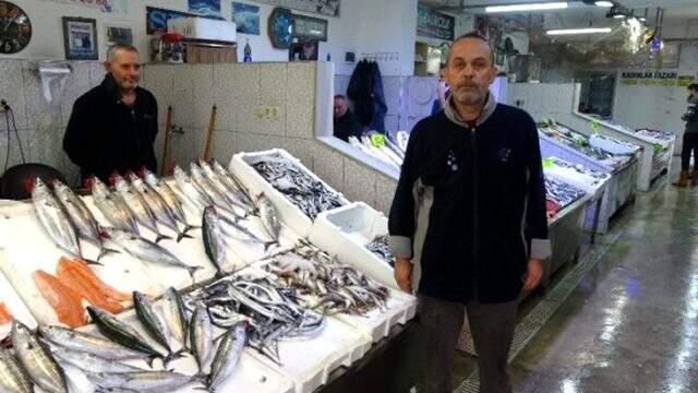 Fiyatı 20 TL birden zamlanan palamut cep yakıyor Fiyatı 20 TL birden zamlanan palamut cep yakıyor