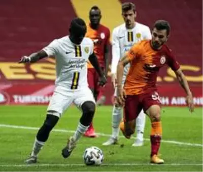 Galatasaray, Ryan Babel'in attığı golle Ankaragücü'nü 1-0 mağlup etti Galatasaray, Ryan Babel'in attığı golle Ankaragücü'nü 1-0 mağlup etti