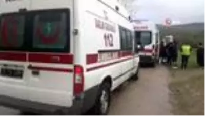 Son dakika haber: Gezmeye giden Azerbaycanlı öğrenciler kaza yaptı: 1'i ağır 3 yaralı Son dakika haber: Gezmeye giden Azerbaycanlı öğrenciler kaza yaptı: 1'i ağır 3 yaralı