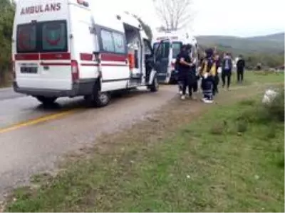 Son dakika haber: Gezmeye giden Azerbaycanlı öğrenciler kaza yaptı: 1'i ağır 3 yaralı Son dakika haber: Gezmeye giden Azerbaycanlı öğrenciler kaza yaptı: 1'i ağır 3 yaralı