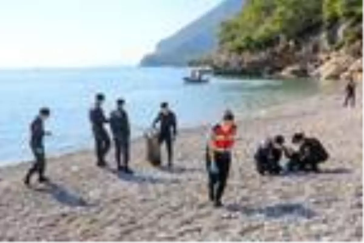 Girişin yasak olduğu mesire alanından 240 torba çöp çıktı