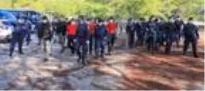 Girişin yasak olduğu mesire alanından 240 torba çöp çıktı Girişin yasak olduğu mesire alanından 240 torba çöp çıktı