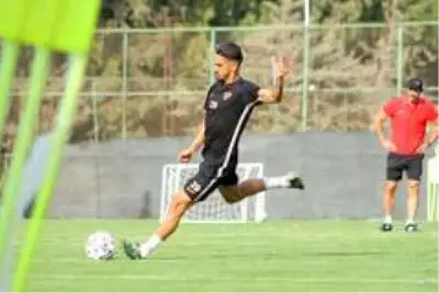 Hatayspor, Sivasspor maçı hazırlıklarını sürdürdü Hatayspor, Sivasspor maçı hazırlıklarını sürdürdü