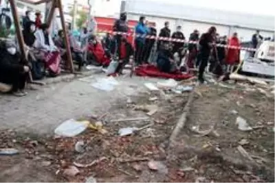Son dakika! İzmir'de 17 saattir arama kurtarma çalışmaları devam ediyor Son dakika! İzmir'de 17 saattir arama kurtarma çalışmaları devam ediyor