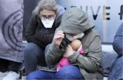 Son dakika! İzmir'de 17 saattir arama kurtarma çalışmaları devam ediyor Son dakika! İzmir'de 17 saattir arama kurtarma çalışmaları devam ediyor