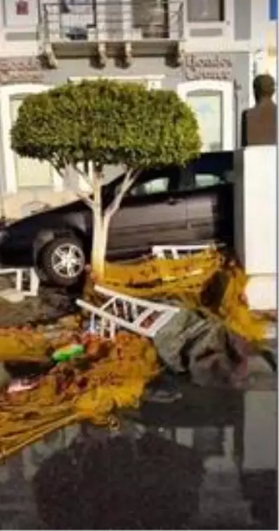Son dakika haberleri... İzmir depremi Sisam adasını da vurdu: 2 ölü, 19 yaralı