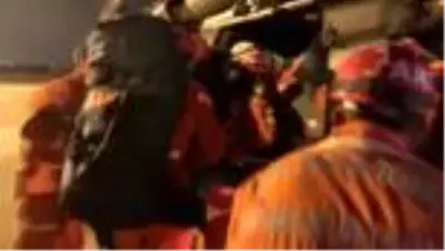 Son dakika haberi... Jandarma Arama Kurtarma taburu AFAD ekipleriyle deprem bölgesine intikal ediyor Son dakika haberi... Jandarma Arama Kurtarma taburu AFAD ekipleriyle deprem bölgesine intikal ediyor