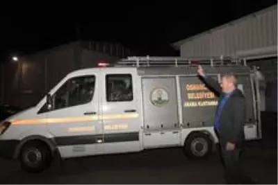 Osmangazi Belediyesi'nden İzmir'e arama kurtarma desteği Osmangazi Belediyesi'nden İzmir'e arama kurtarma desteği
