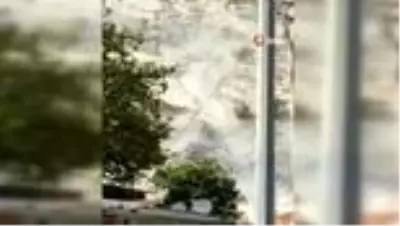 Söke'de deprem sonrası taş ocağından kopan kaya parçaları böyle yuvarlandı Söke'de deprem sonrası taş ocağından kopan kaya parçaları böyle yuvarlandı