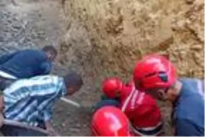 Son dakika... Su kuyusu kazarken göçük altında kalan baba- oğul öldü Son dakika... Su kuyusu kazarken göçük altında kalan baba- oğul öldü