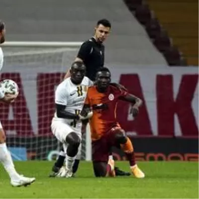 Galatasaray, Ryan Babel'in attığı golle Ankaragücü'nü 1-0 mağlup etti Galatasaray, Ryan Babel'in attığı golle Ankaragücü'nü 1-0 mağlup etti