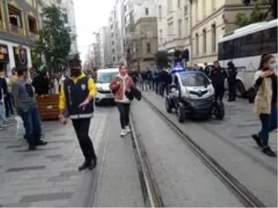 Taksim'de drone destekli korona virüs denetimi yapıldı