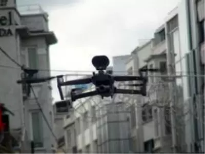 Taksim'de drone destekli korona virüs denetimi yapıldı