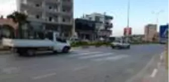 Osmaniye: Son dakika haberi! Yaya geçidinde otomobilin çarptığı anne öldü, oğlu yaralandı Osmaniye: Son dakika haberi! Yaya geçidinde otomobilin çarptığı anne öldü, oğlu yaralandı
