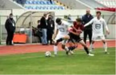 Zonguldak Kömürspor - 24 Erzincanspor: 0-0 Zonguldak Kömürspor - 24 Erzincanspor: 0-0
