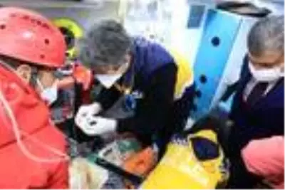 Son dakika! Sağlık Bakanı Koca: 'Hayat bir kez daha kazandı' Son dakika! Sağlık Bakanı Koca: 'Hayat bir kez daha kazandı'