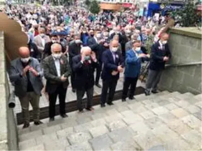 Eski Başbakan Mesut Yılmaz için cenaze namazı kılındı