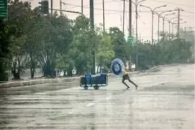 - Filipinler'i Goni Tayfunu vurdu: 4 ölü - Filipinler'i Goni Tayfunu vurdu: 4 ölü