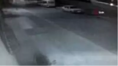 Son dakika haber! Habere gitmek isteyen gazeteciye hırsız şoku...Hırsızlık anları kamerada
