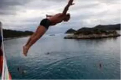 Kekova'da turistler yazdan kalma bir gün yaşadı Kekova'da turistler yazdan kalma bir gün yaşadı