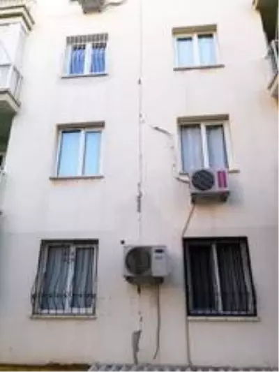 Kuşadası'nda hasar için 800 başvuru yapıldı