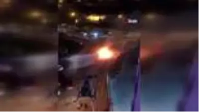 Seyir halindeki araç alev aldı Seyir halindeki araç alev aldı