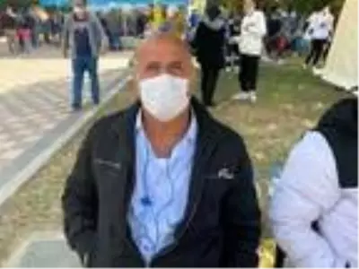 Yerle bir olan binalara çürük raporu verilmiş; bazı ev sahipleri evlerini satıp taşınmış Yerle bir olan binalara çürük raporu verilmiş; bazı ev sahipleri evlerini satıp taşınmış