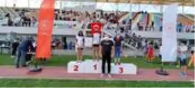 Bandırma atletizmde madalyaları topladı Bandırma atletizmde madalyaları topladı