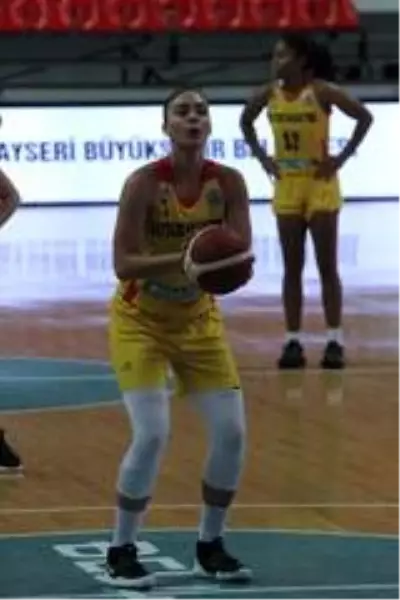 Bellona Kayseri Basketbol'da Melis Gülcan ve Esra Ural Topuz A Kadın Milli Basketbol Takamı Aday Kadrosunda Bellona Kayseri Basketbol'da Melis Gülcan ve Esra Ural Topuz A Kadın Milli Basketbol Takamı Aday Kadrosunda