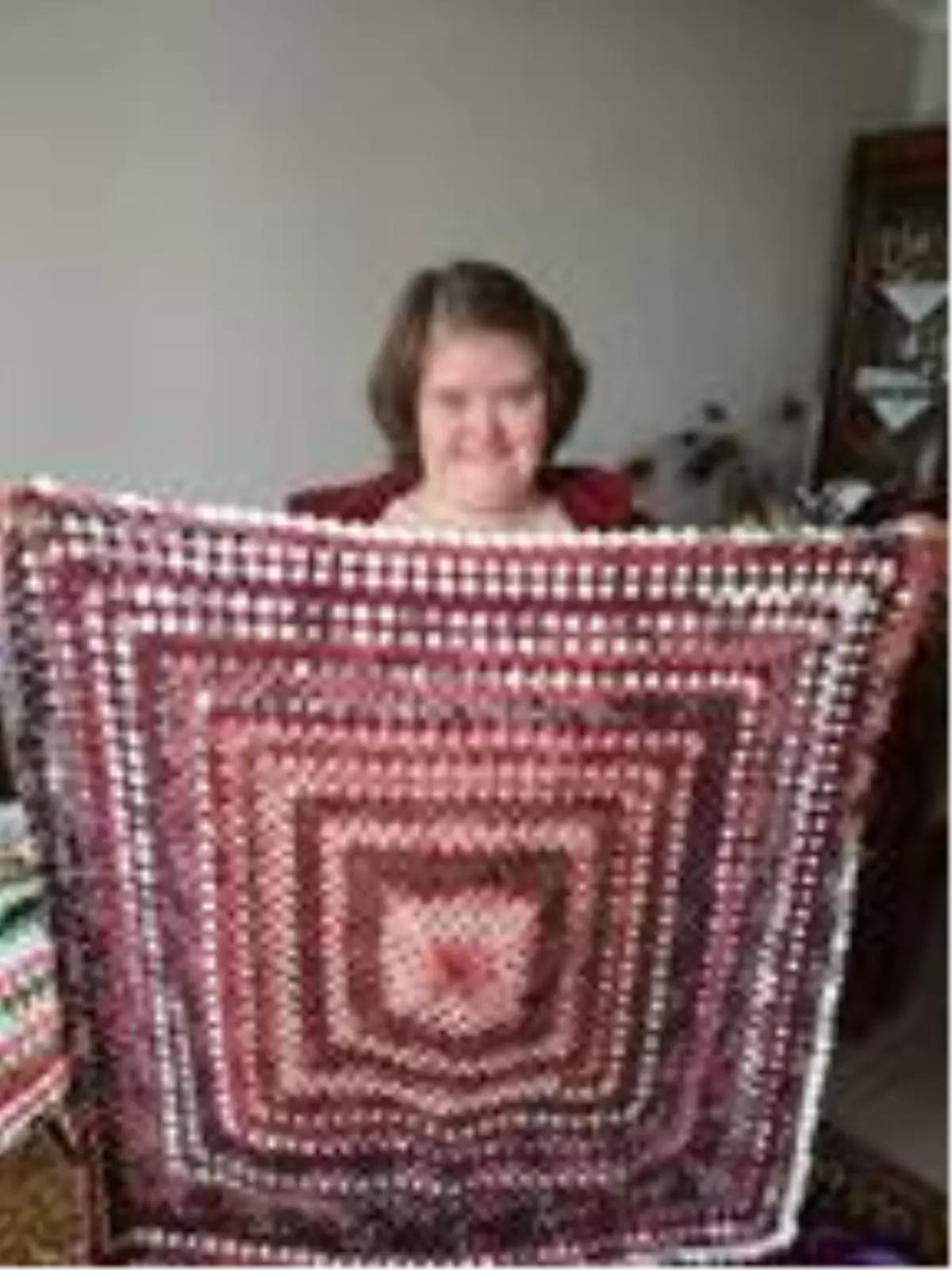 Down sendromlu Ceren ördüğü battaniyeyi İzmir'e gönderdi