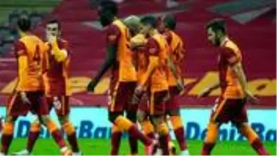 Fatih Terim, Mbaye Diagne'yi takımdan gönderme kararı aldı Fatih Terim, Mbaye Diagne'yi takımdan gönderme kararı aldı