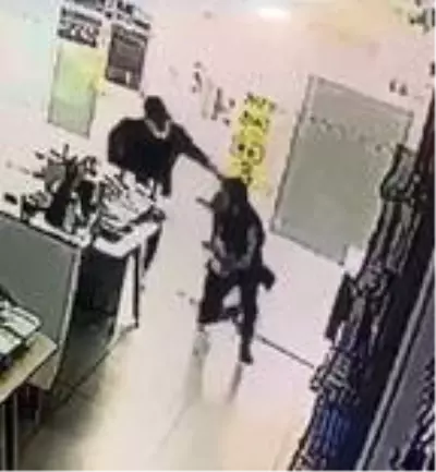 Kameraya yansıyan cinayetin şüphelisi tutuklandı Kameraya yansıyan cinayetin şüphelisi tutuklandı