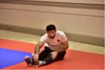 Milli judocu Vedat: Avrupa Şampiyonası ve olimpiyatlarda da altın madalyalar alacağız Milli judocu Vedat: Avrupa Şampiyonası ve olimpiyatlarda da altın madalyalar alacağız