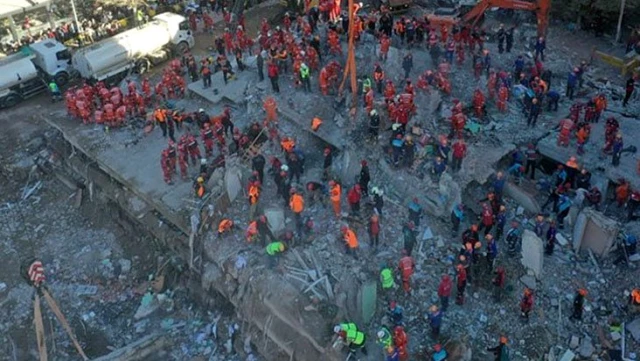Son Dakika: İzmir'deki 6,6 büyüklüğündeki depremde can kaybı 79'a yükseldi