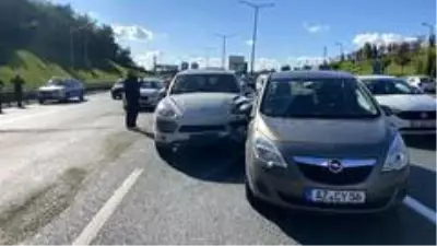 TEM Otoyolu'nda milyonluk zincirleme kaza